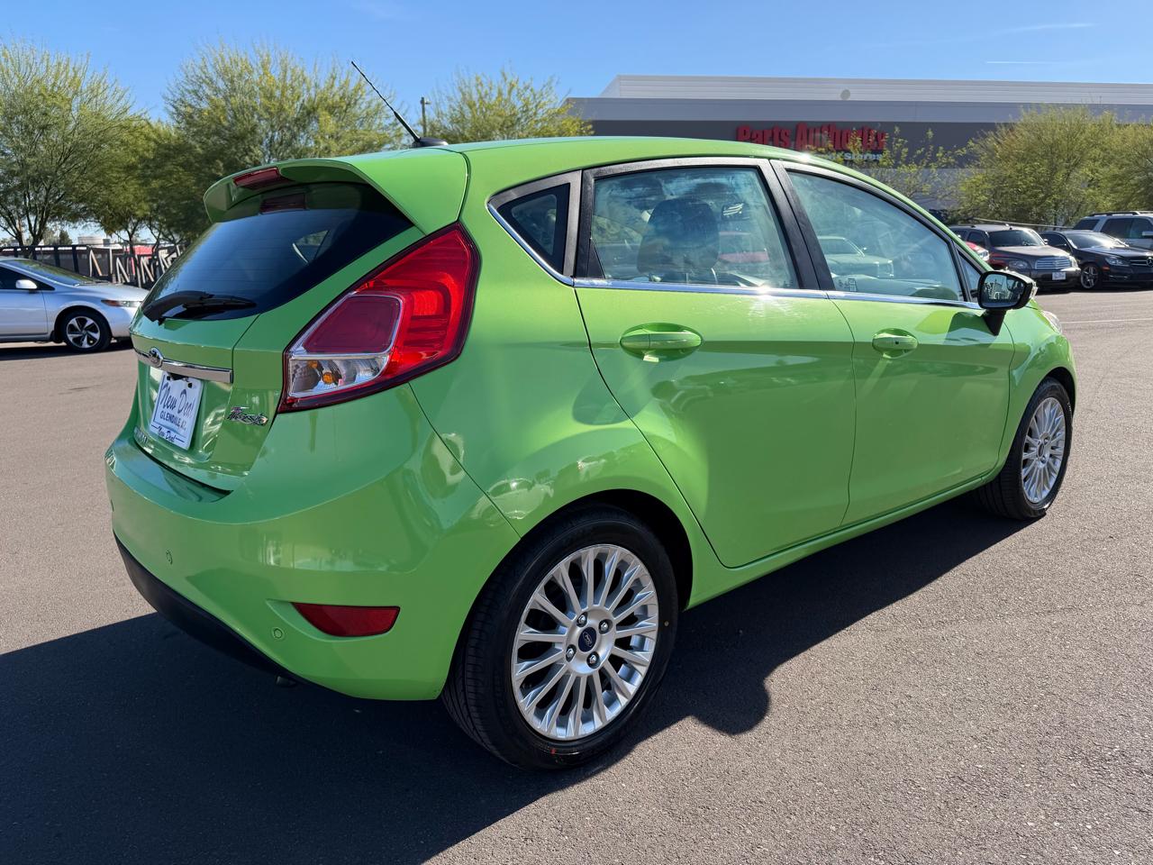 Ford Fiesta Titanium Hatchback 2014