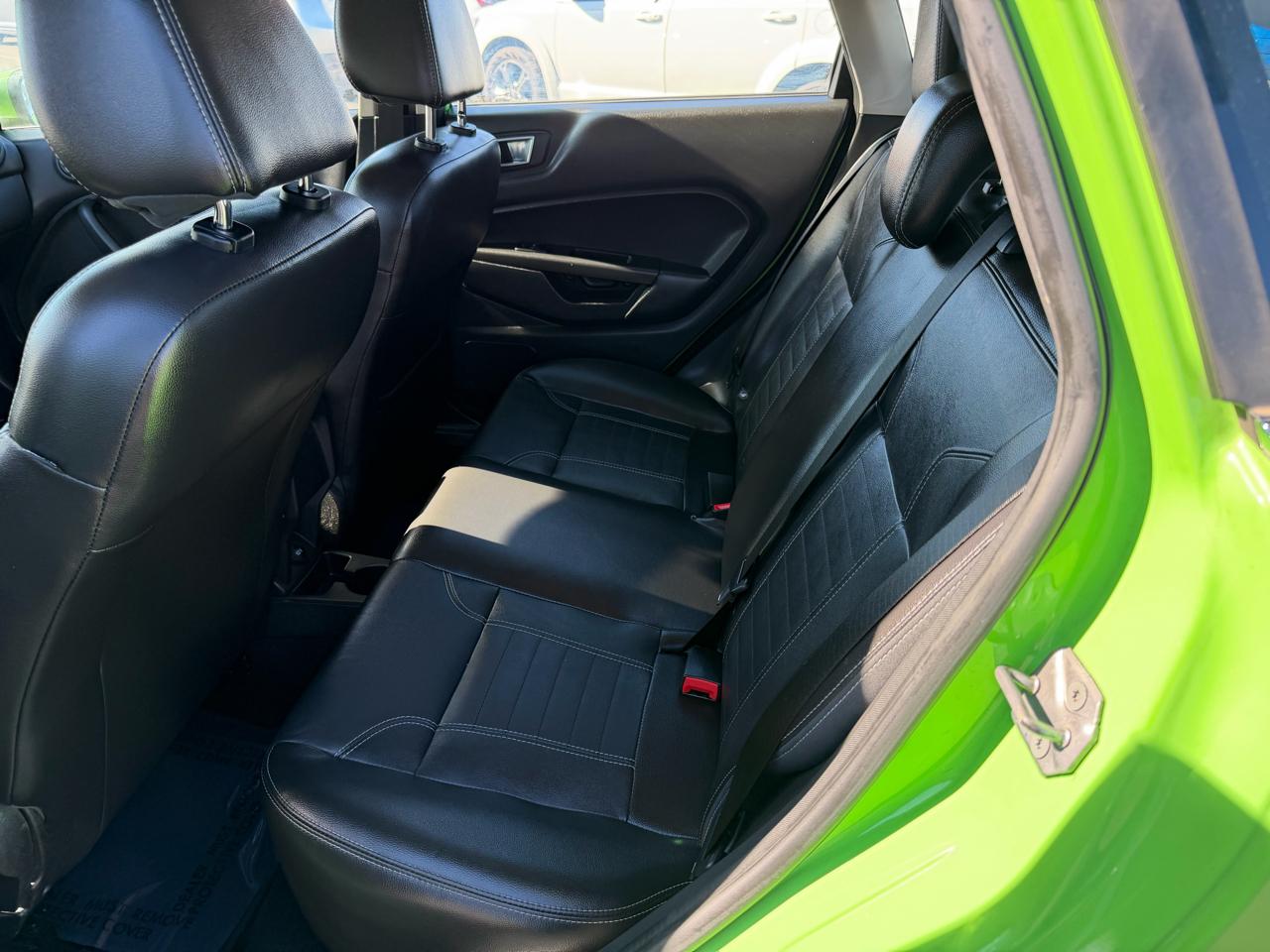 Ford Fiesta Titanium Hatchback 2014