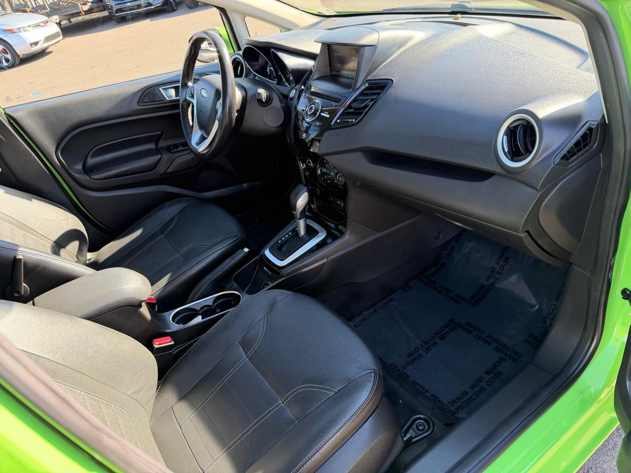 Ford Fiesta Titanium Hatchback 2014