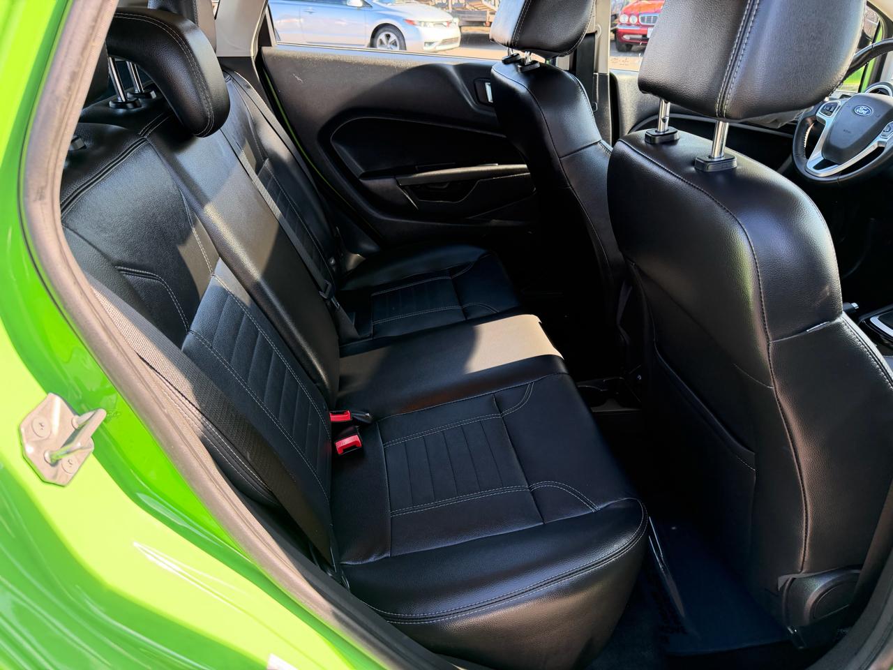 Ford Fiesta Titanium Hatchback 2014