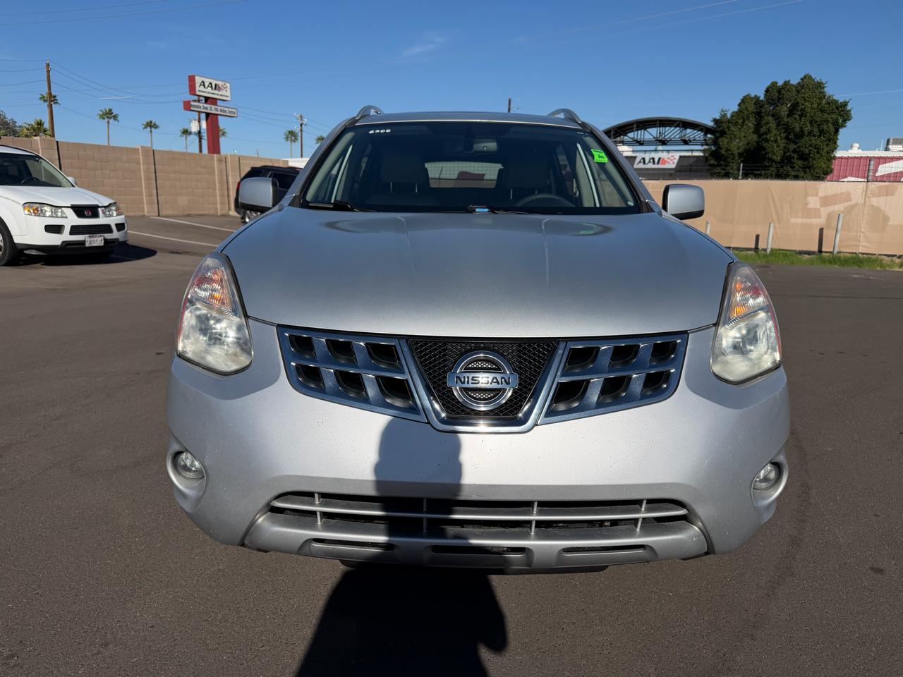 Nissan Rogue S FWD Krom Edition 2011