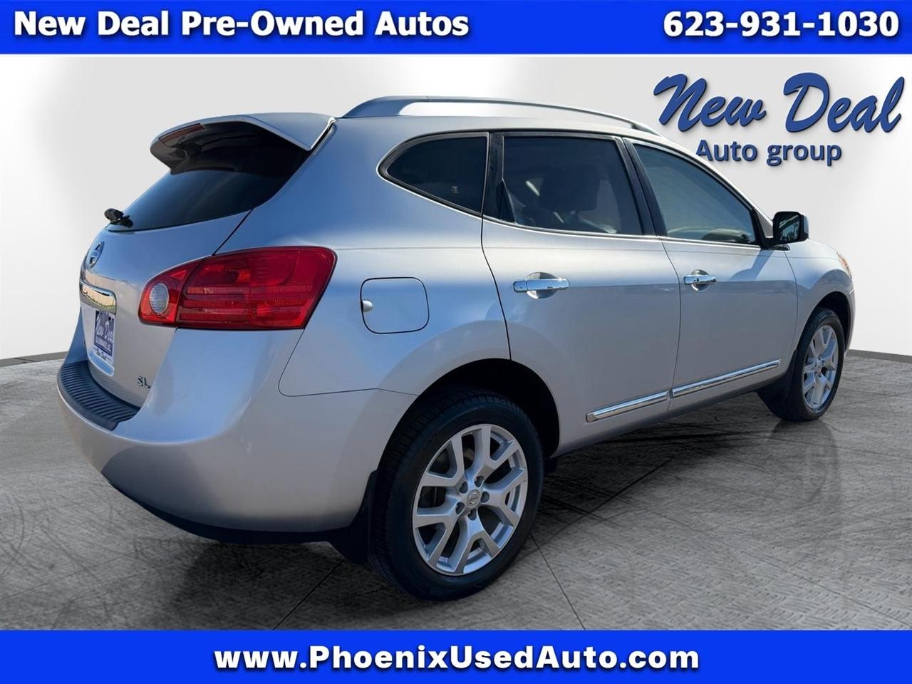 Nissan Rogue S FWD Krom Edition 2011