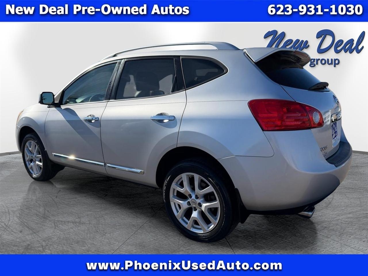 Nissan Rogue S FWD Krom Edition 2011