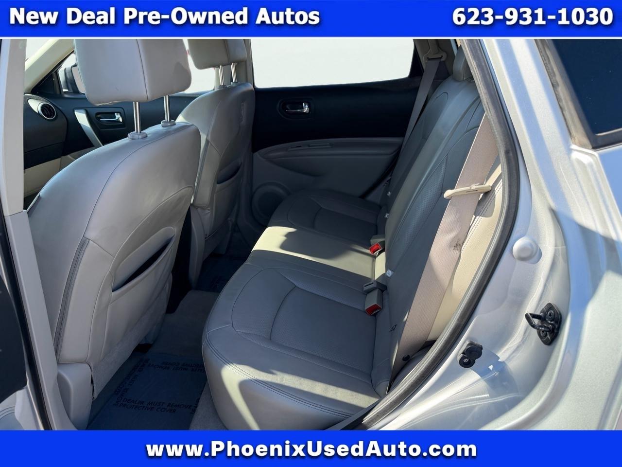 Nissan Rogue S FWD Krom Edition 2011