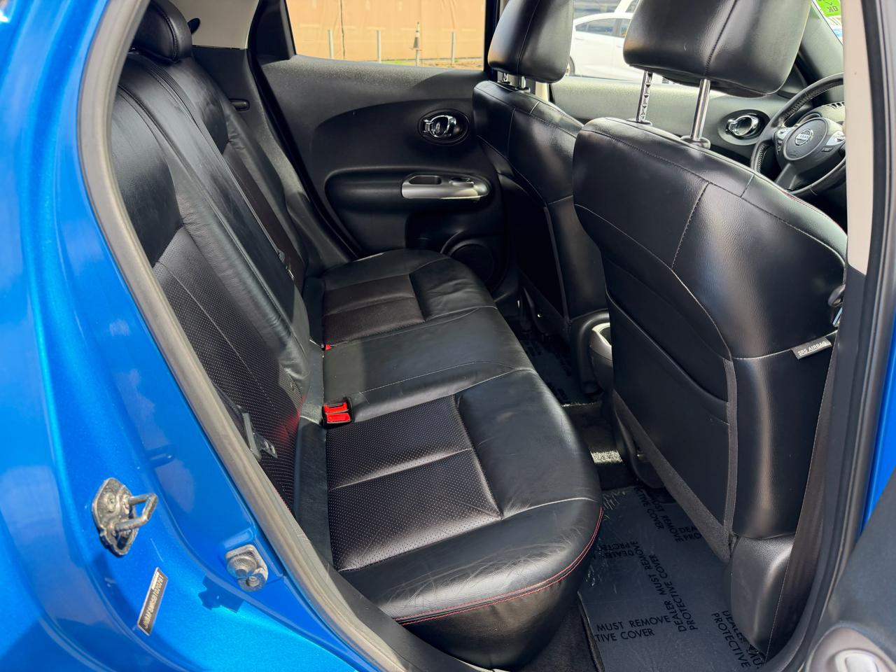 Nissan Juke S FWD 2011