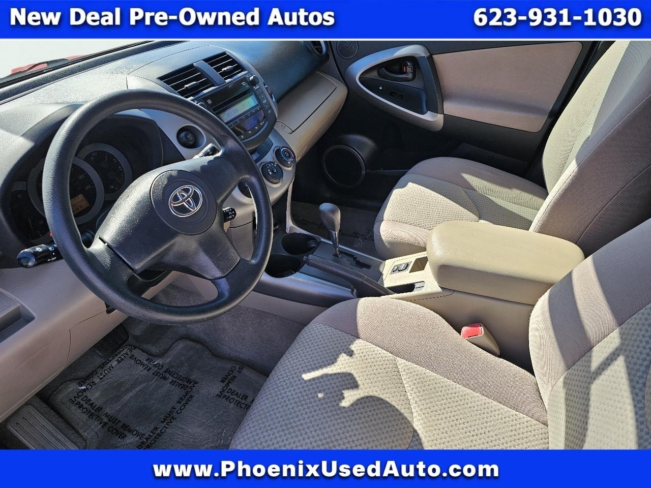 Toyota RAV4 Base I4 2WD 2006