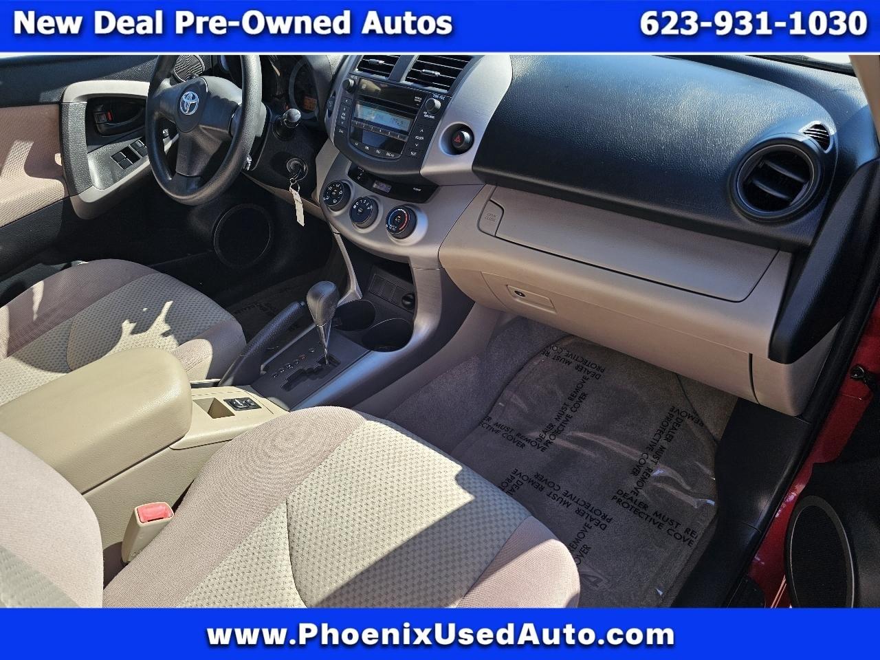 Toyota RAV4 Base I4 2WD 2006