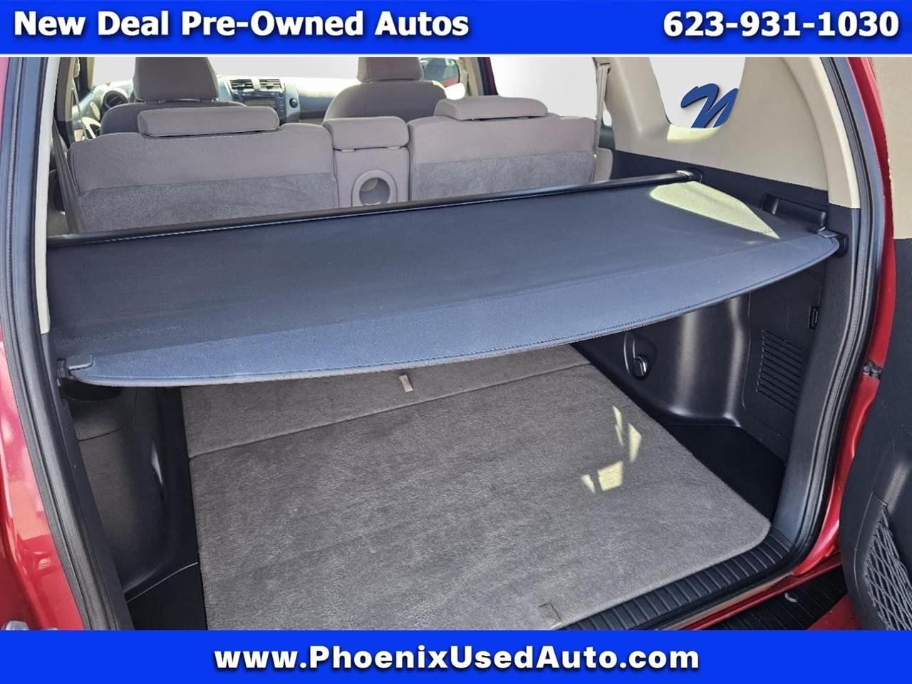 Toyota RAV4 Base I4 2WD 2006