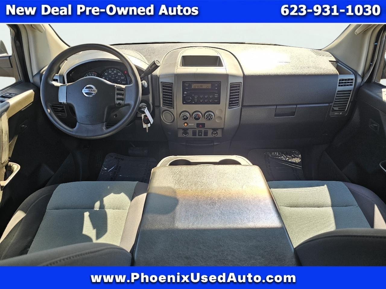 Nissan Titan XE Crew Cab 2WD 2005