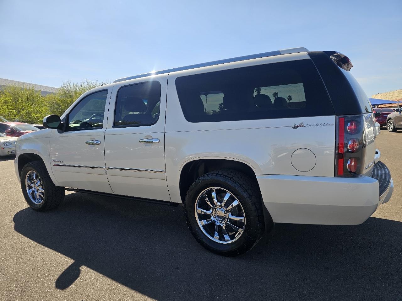 GMC Yukon Denali XL 4WD 2013