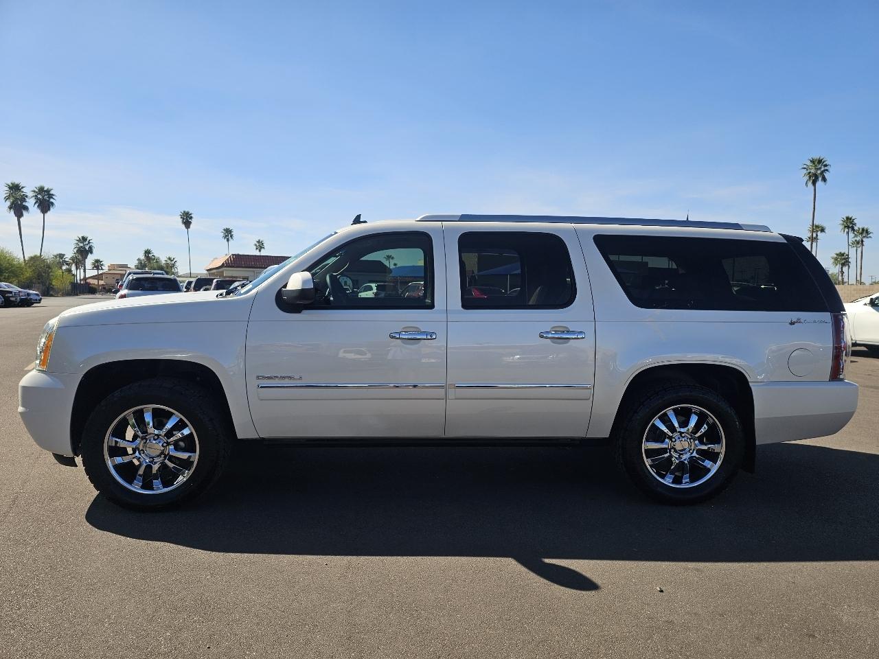 GMC Yukon Denali XL 4WD 2013