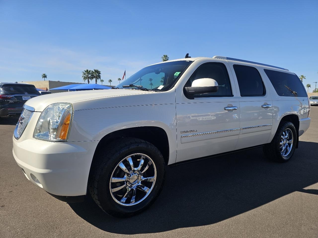 GMC Yukon Denali XL 4WD 2013