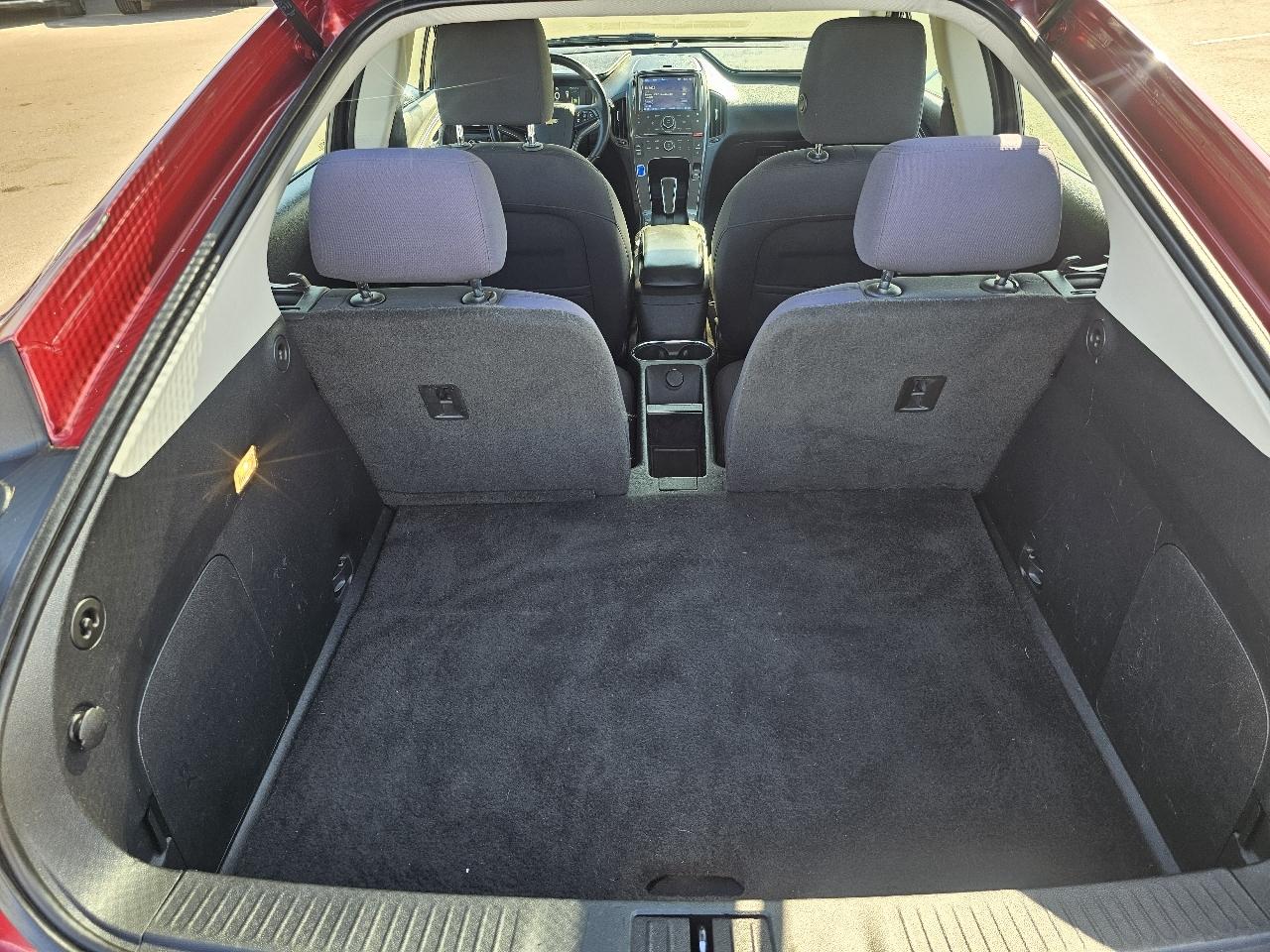 Chevrolet Volt Base 2015