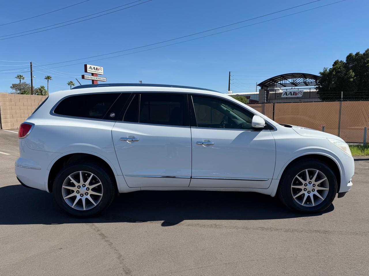 Buick Enclave Convenience FWD 2016