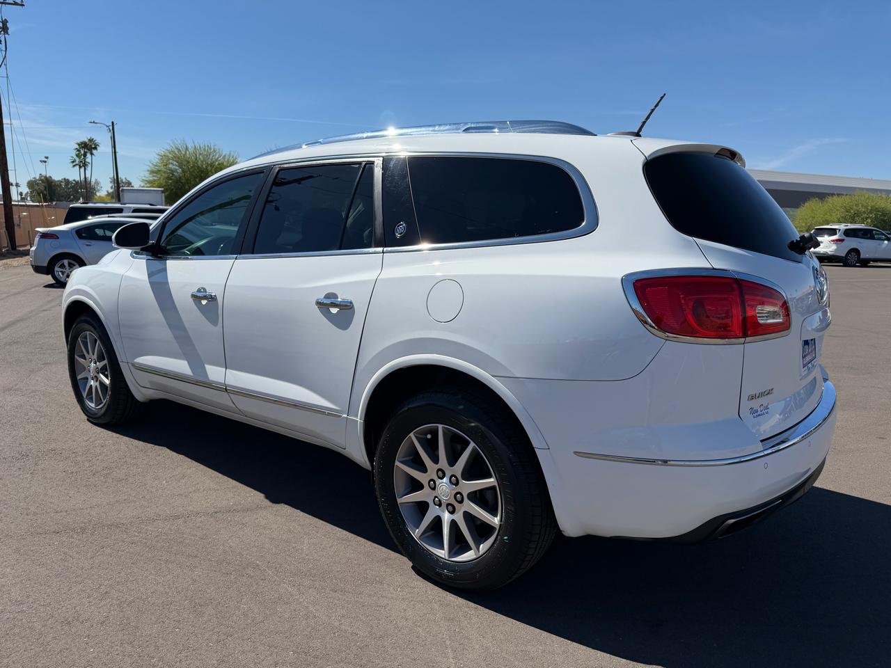 Buick Enclave Convenience FWD 2016