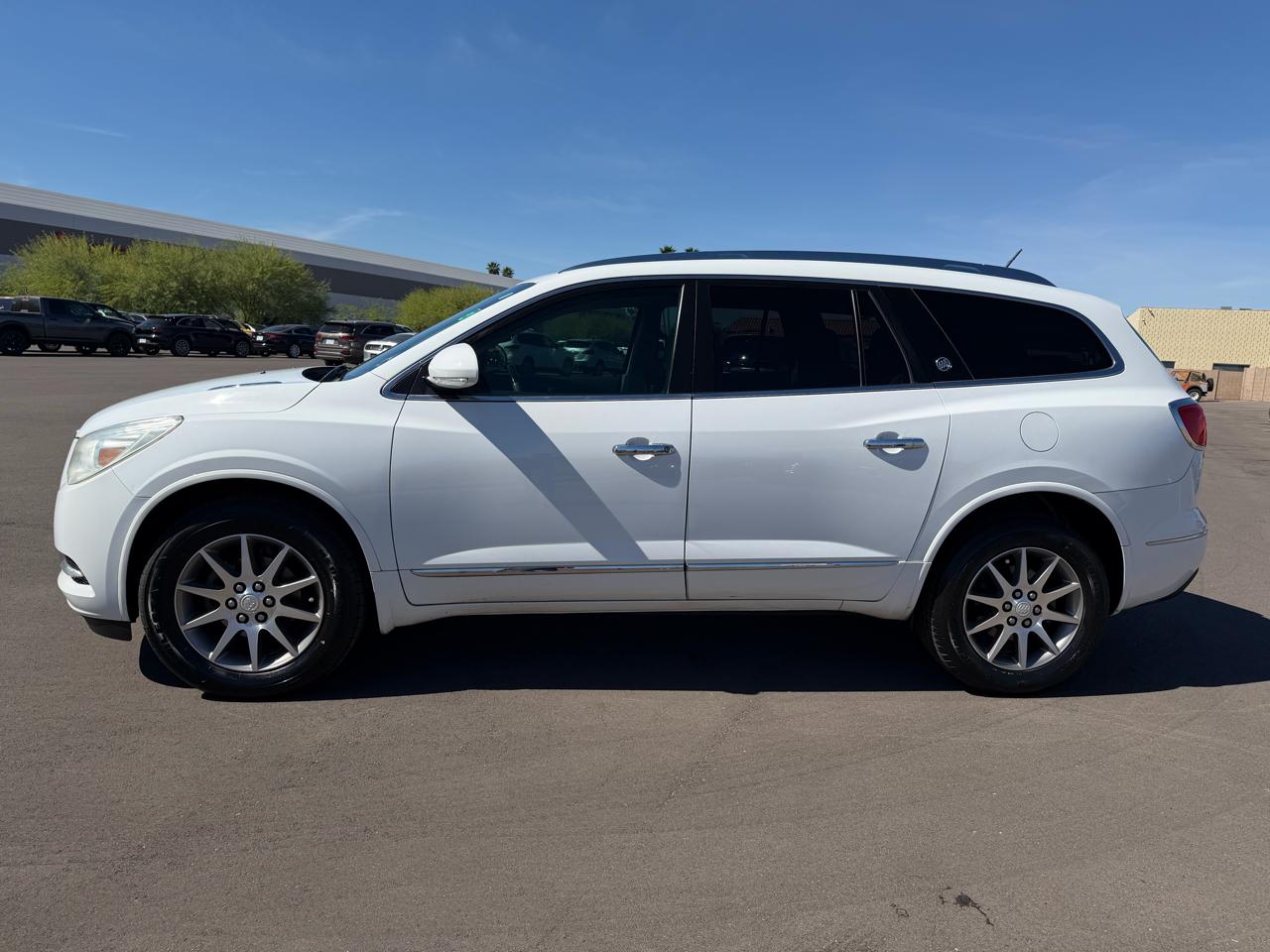 Buick Enclave Convenience FWD 2016