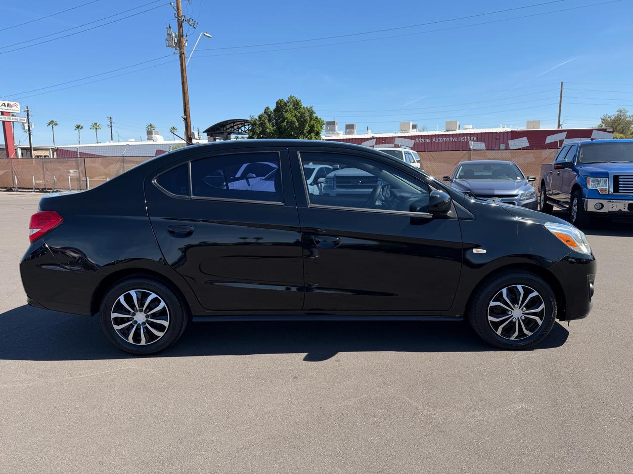 Mitsubishi Mirage G4 ES CVT 2019