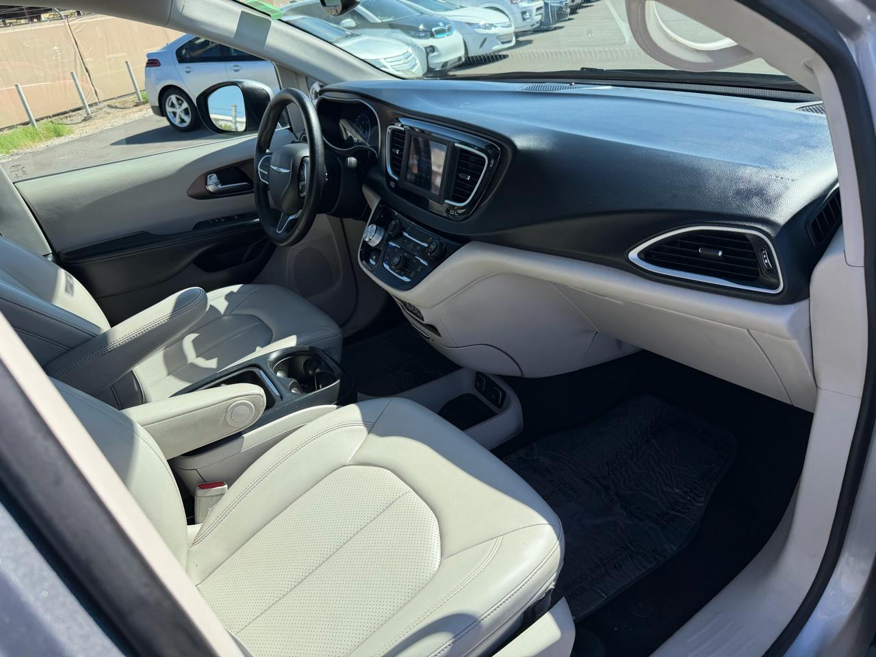 Chrysler Voyager LXI 2021