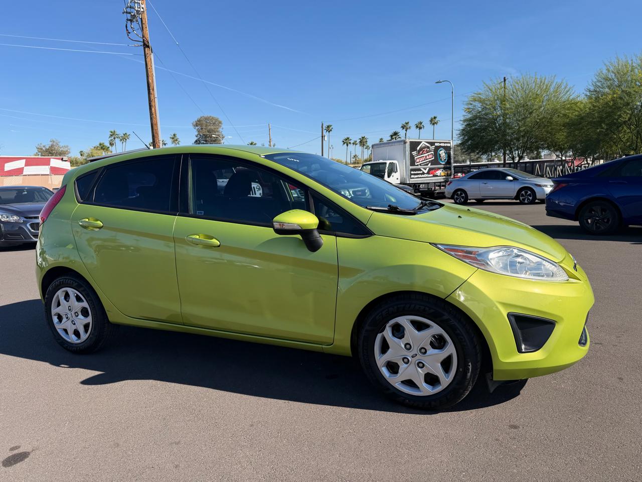 Ford Fiesta SE Hatchback 2013