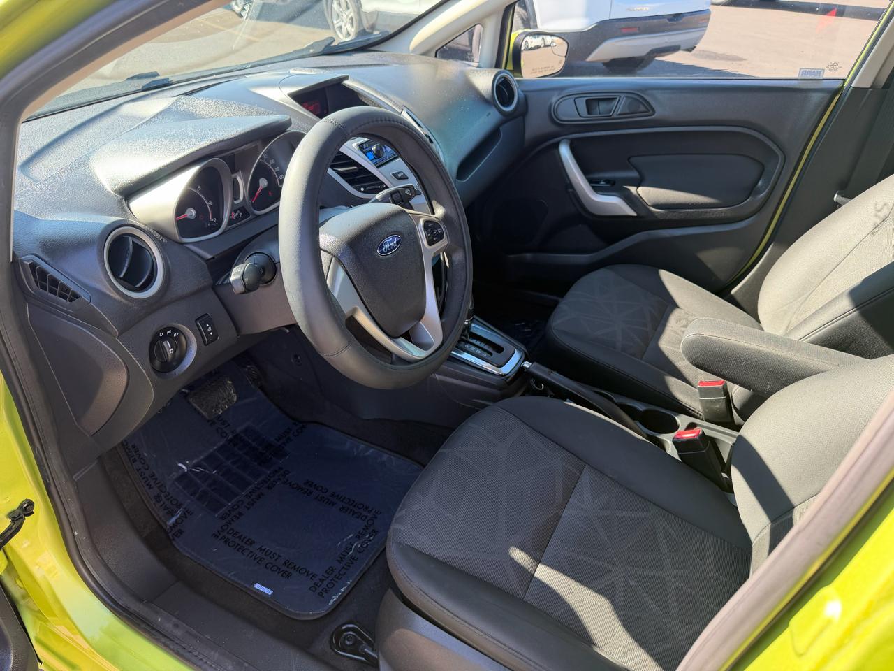 Ford Fiesta SE Hatchback 2013