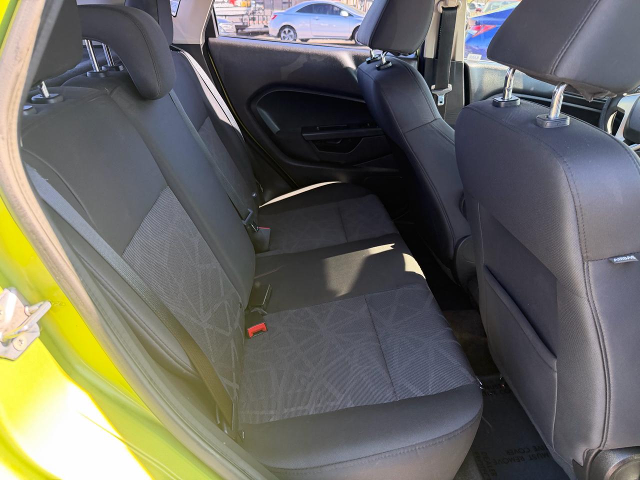 Ford Fiesta SE Hatchback 2013