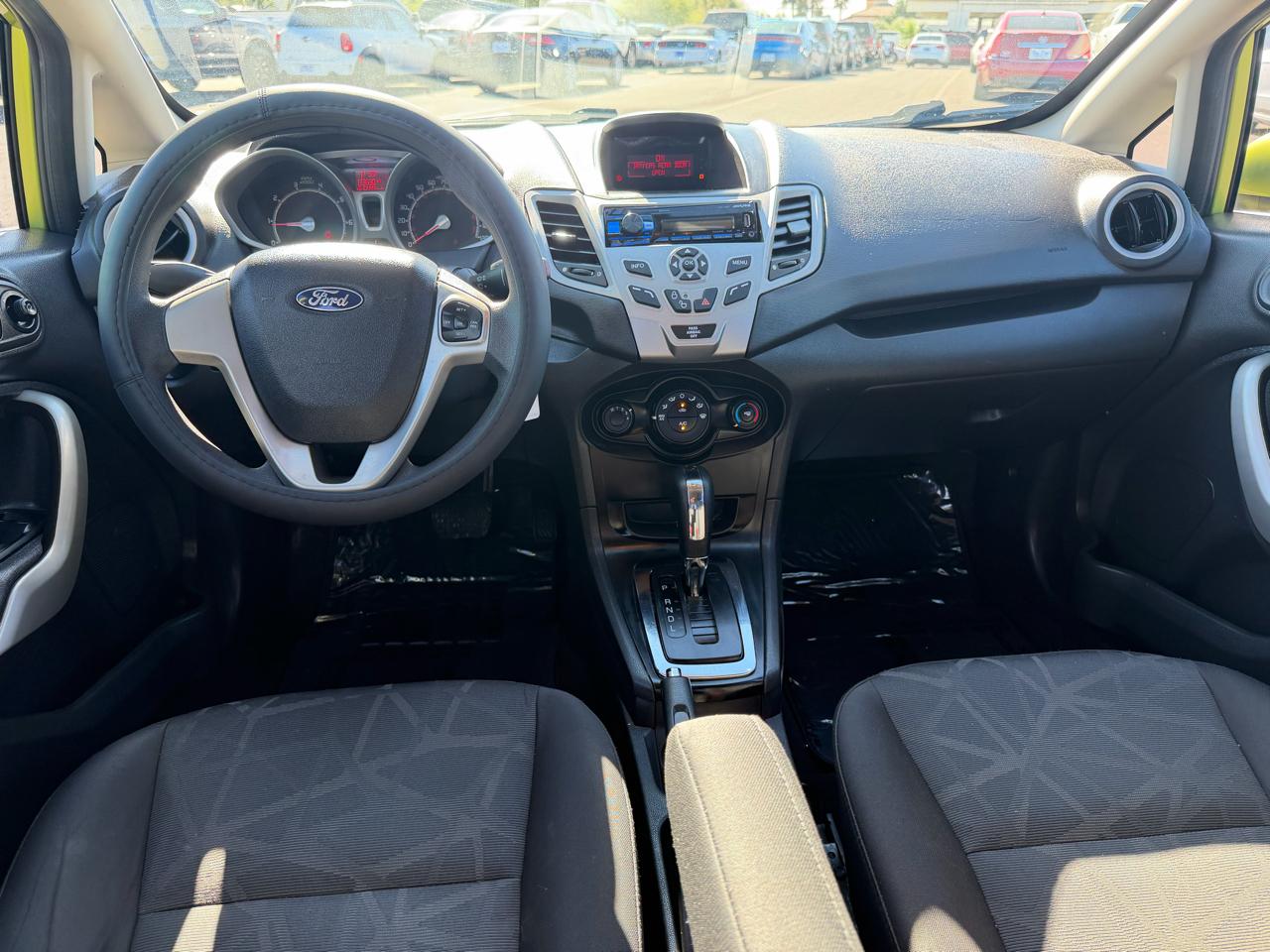 Ford Fiesta SE Hatchback 2013