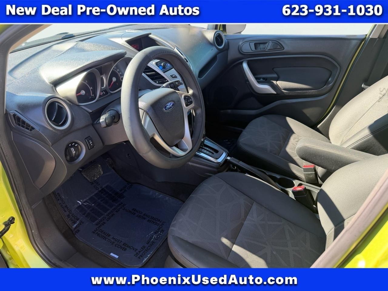 Ford Fiesta SE Hatchback 2013