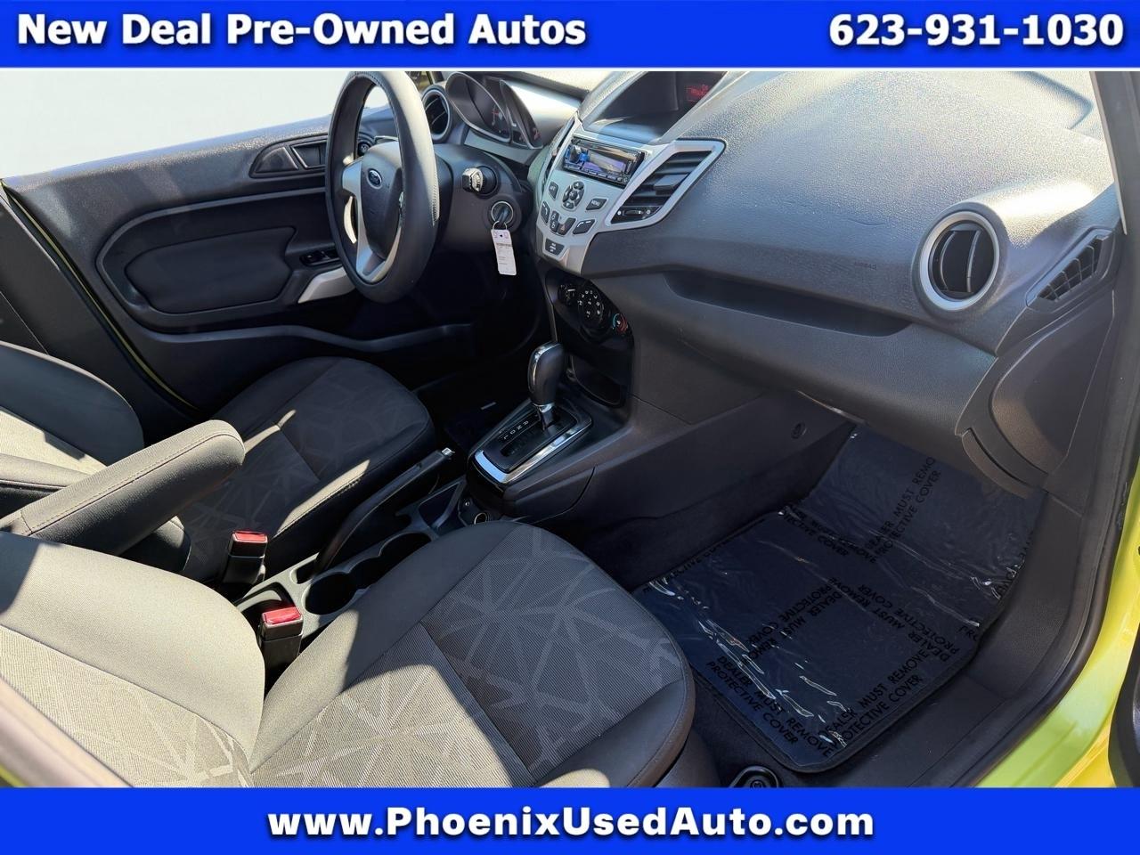 Ford Fiesta SE Hatchback 2013