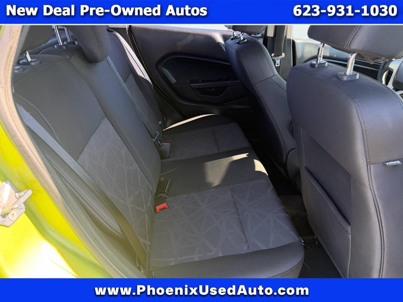 Ford Fiesta SE Hatchback 2013