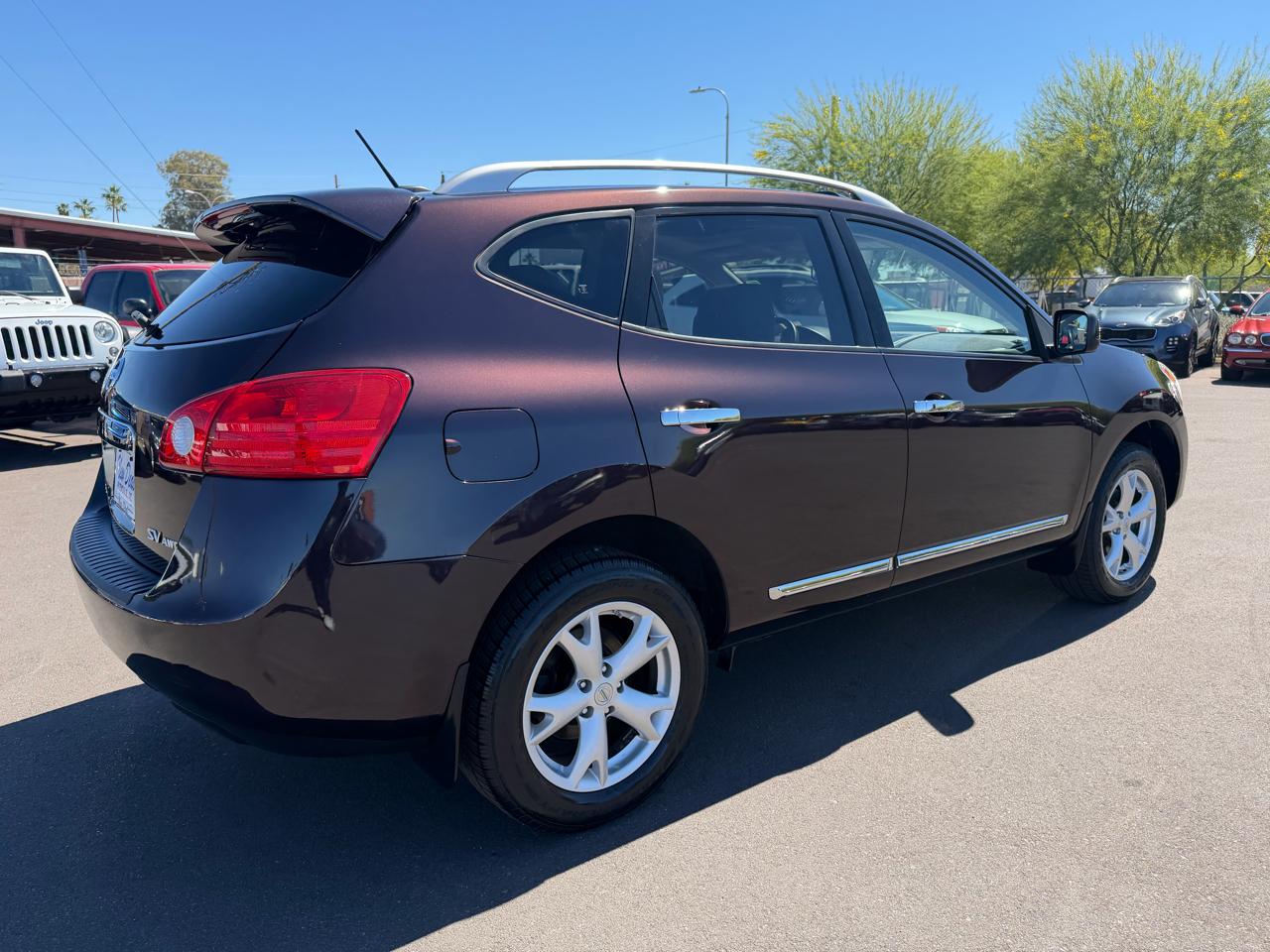 Nissan Rogue S AWD 2011