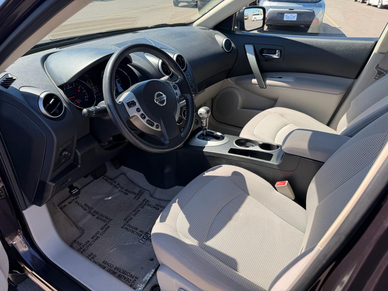 Nissan Rogue S AWD 2011