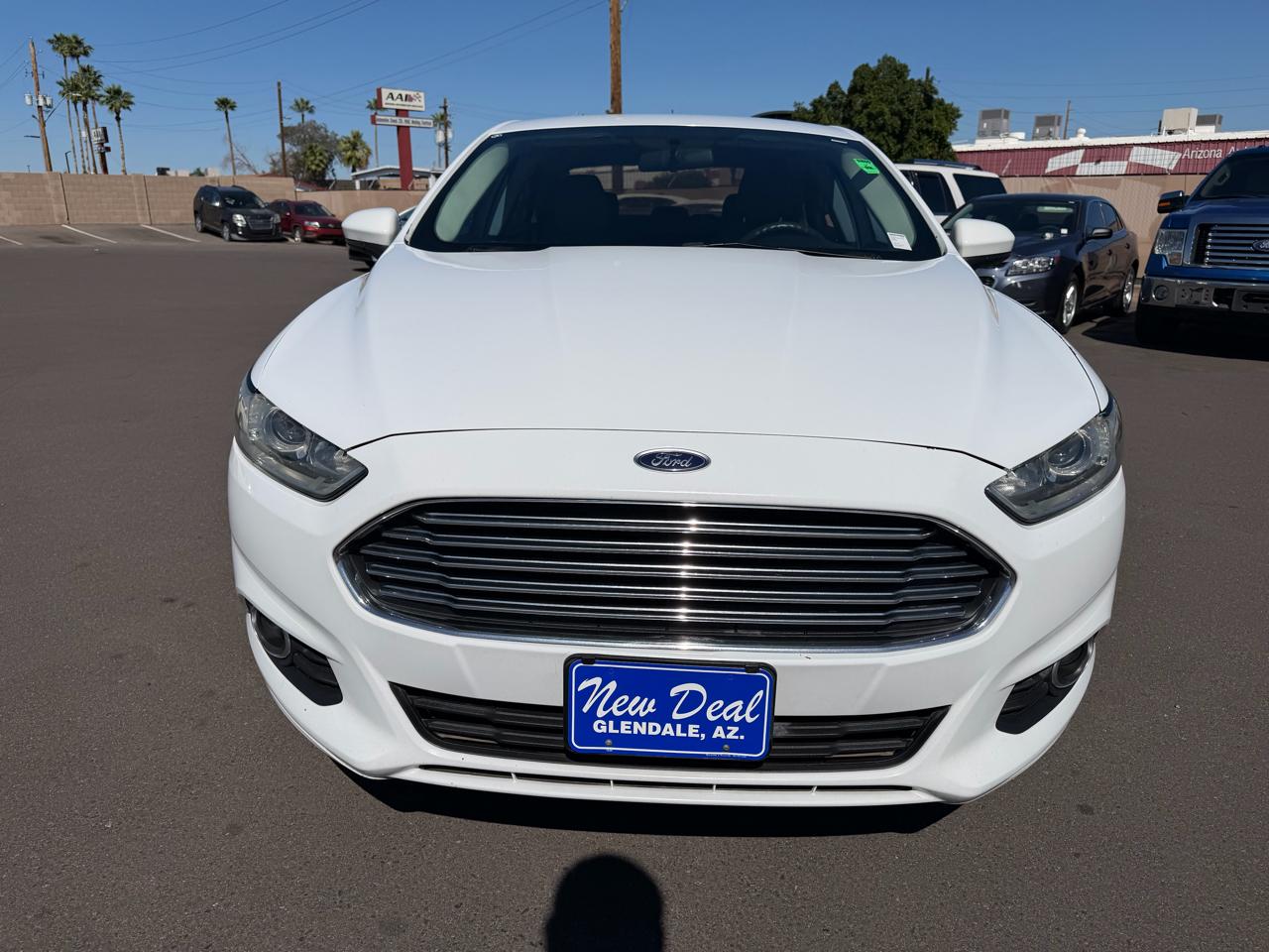 Ford Fusion S 2016