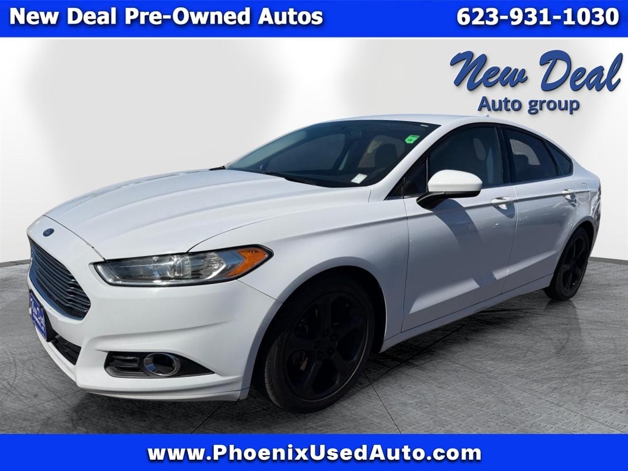 Ford Fusion S 2016