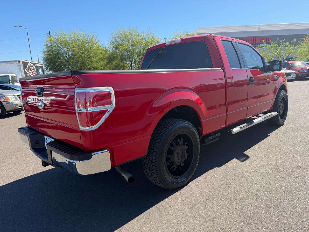 Ford F-150 2WD SuperCab 145" XL 2010