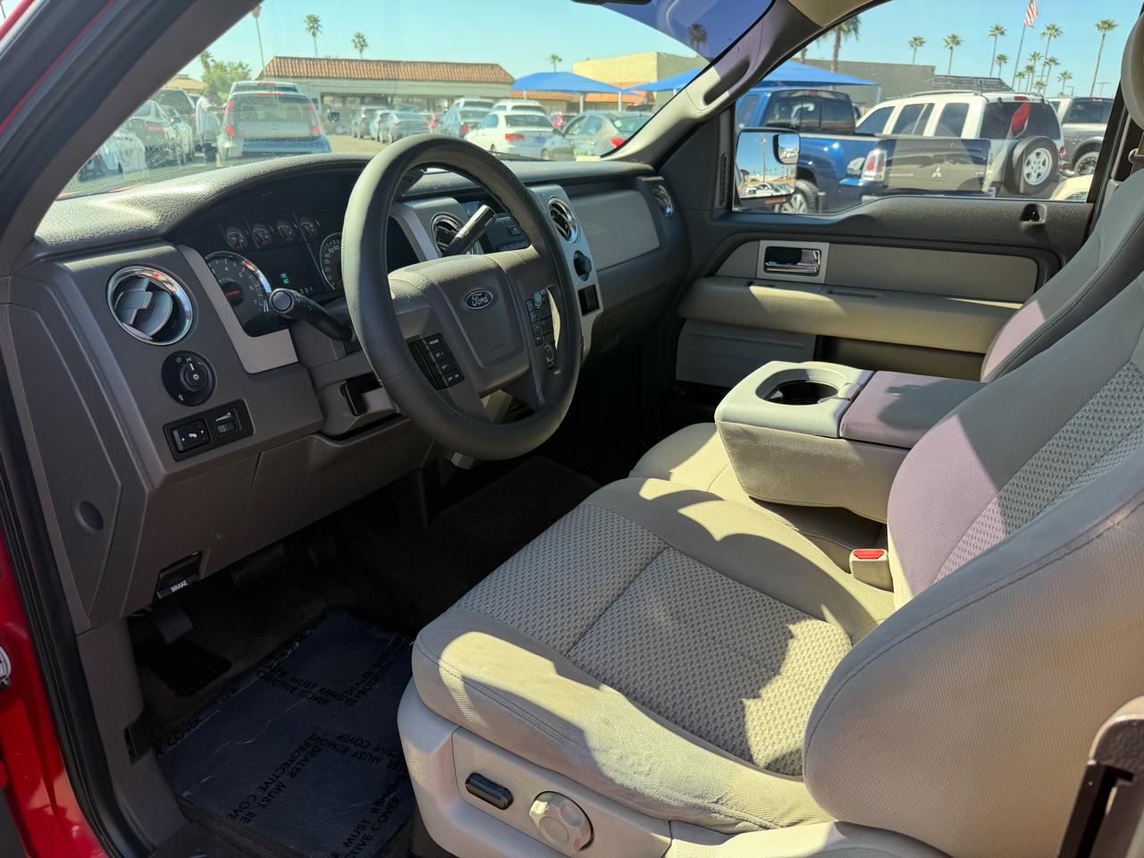 Ford F-150 2WD SuperCab 145" XL 2010