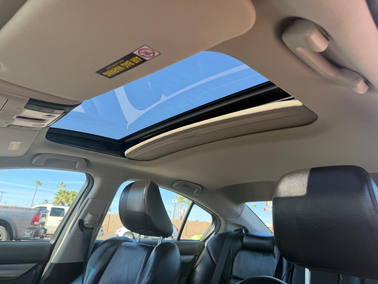 Acura TL 6-Speed AT with Tech Package and 18-In. WP 2012