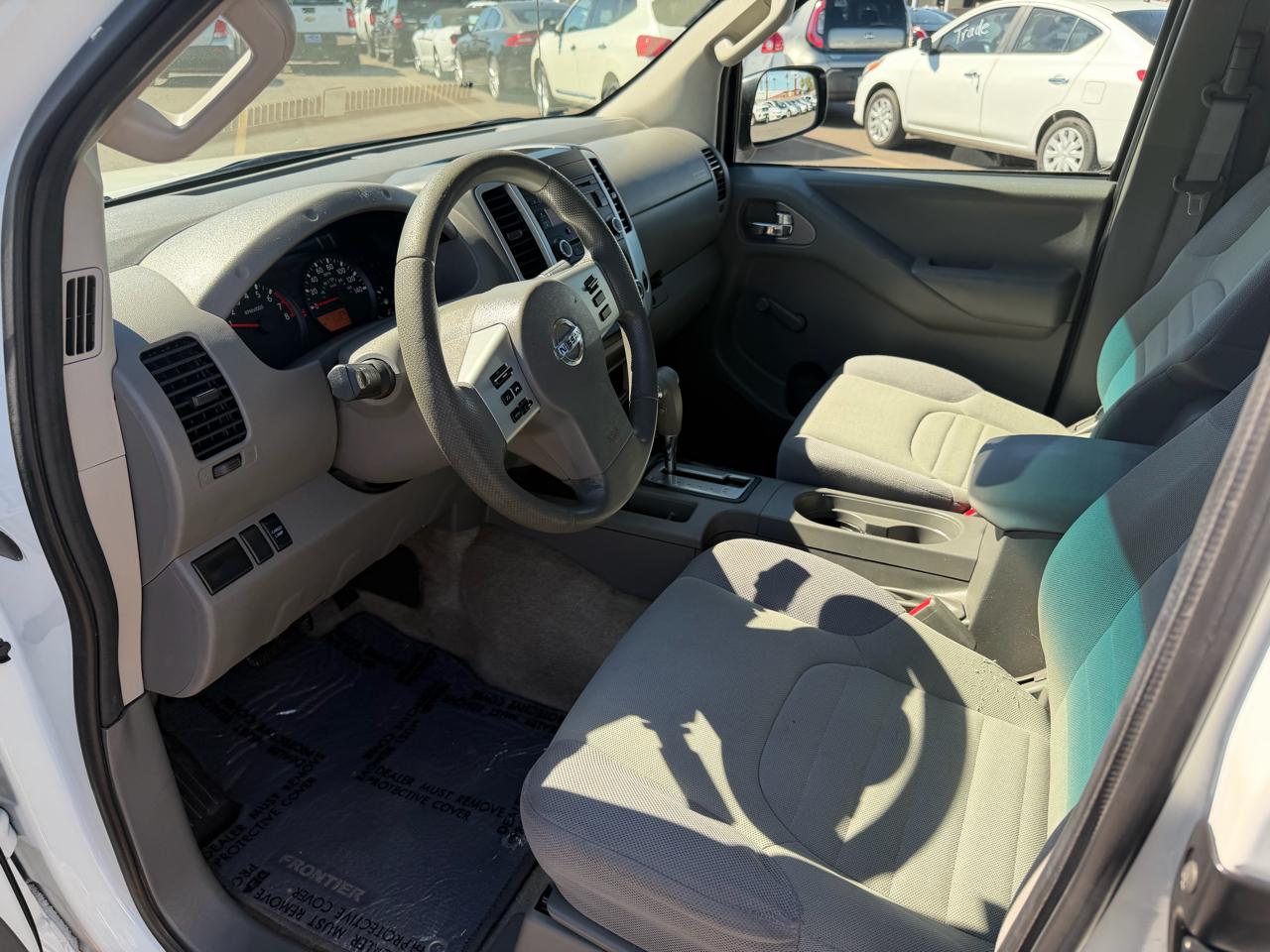 Nissan Frontier 2WD King Cab I4 Auto S 2014