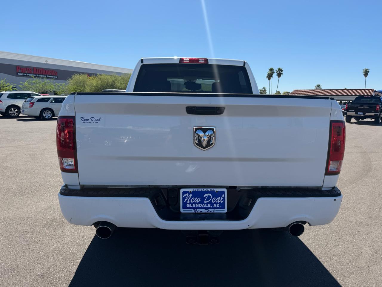 RAM 1500 2WD Crew Cab 140.5" Express 2014