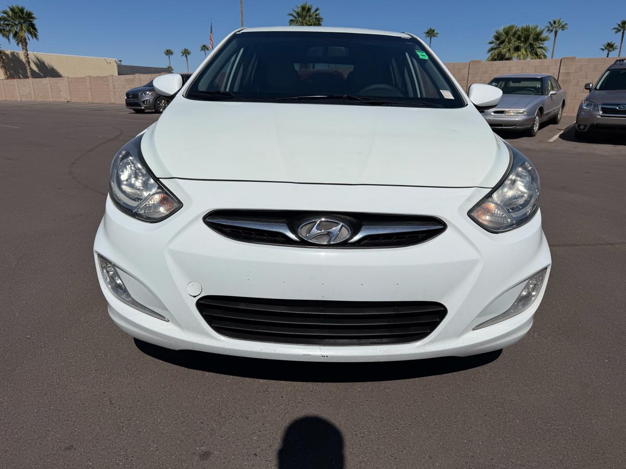 Hyundai Accent SE 5-Door 2012
