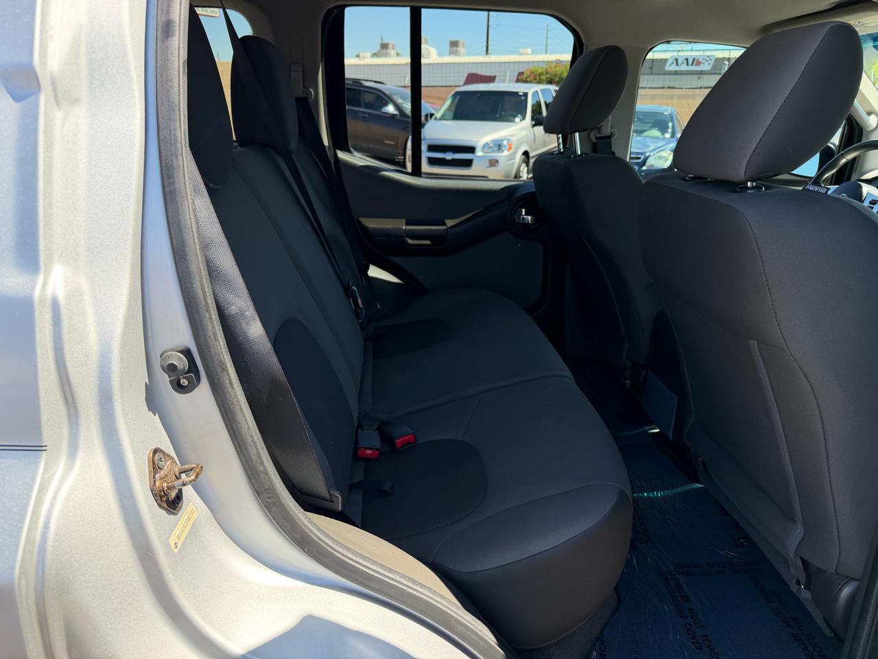 Nissan Xterra S 2WD 2013