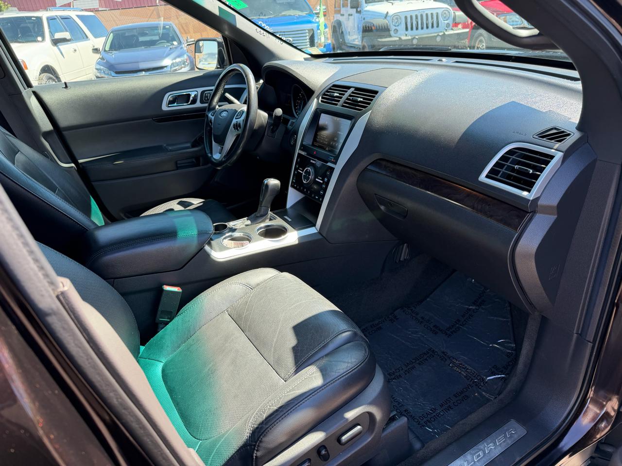 Ford Explorer Limited FWD 2013