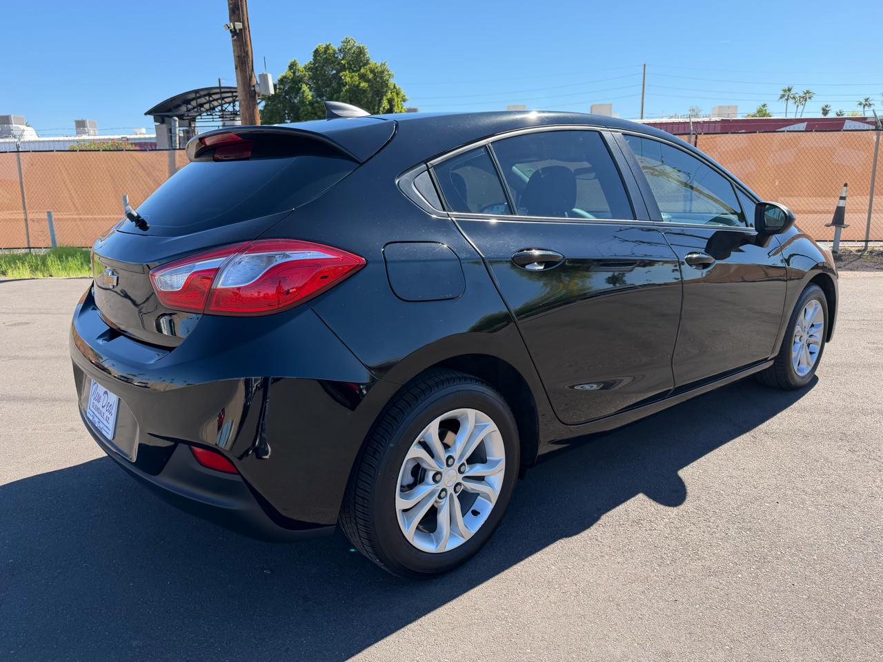 Chevrolet Cruze LS Hatchback 2019