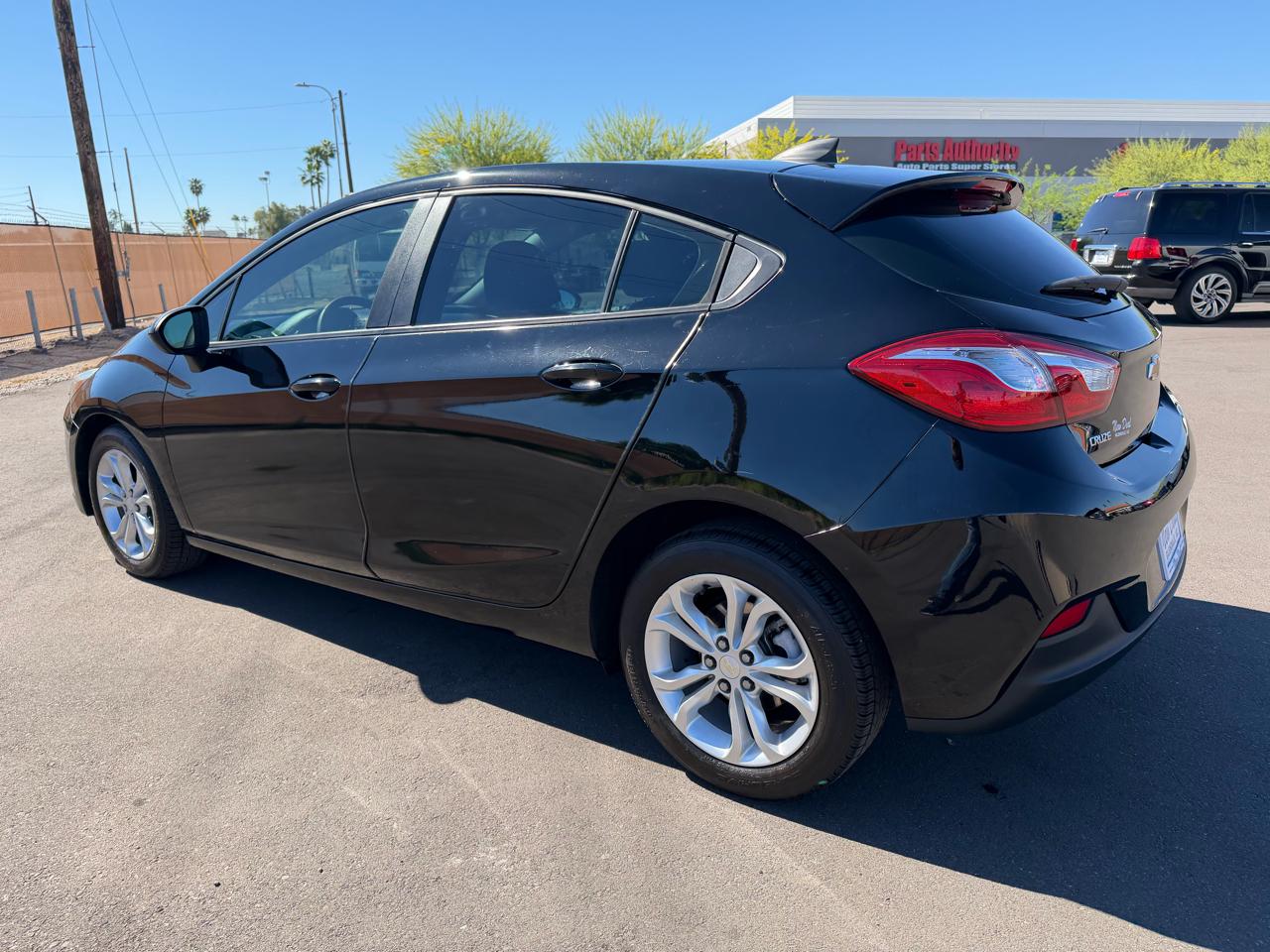 Chevrolet Cruze LS Hatchback 2019