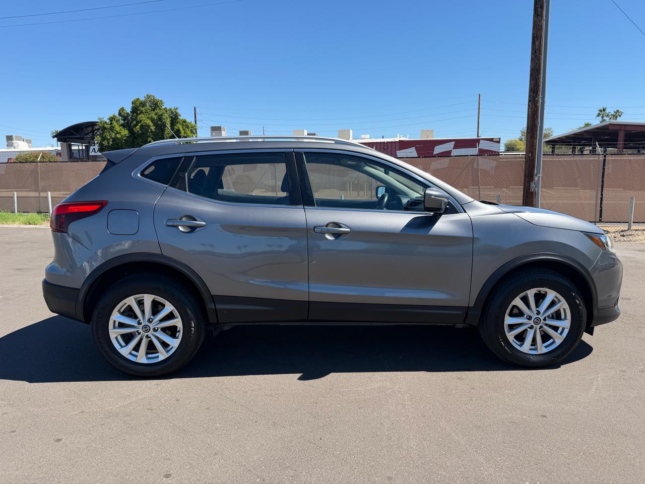 Nissan Rogue Sport S 2019