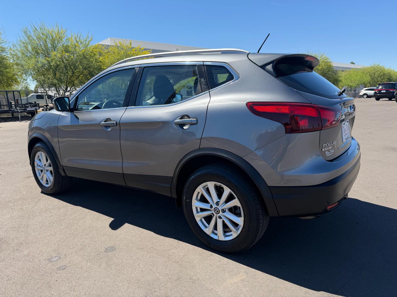 Nissan Rogue Sport S 2019