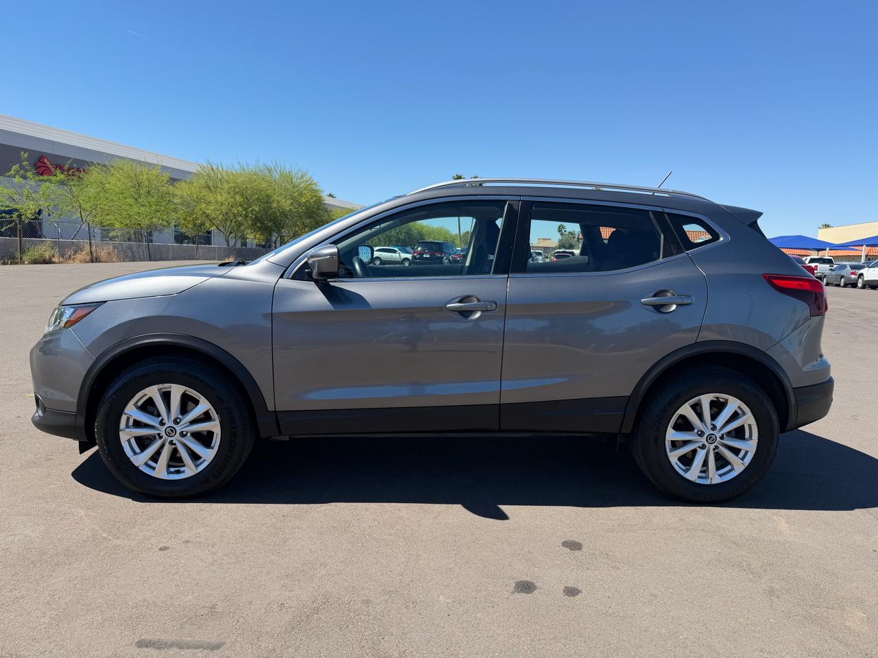 Nissan Rogue Sport S 2019