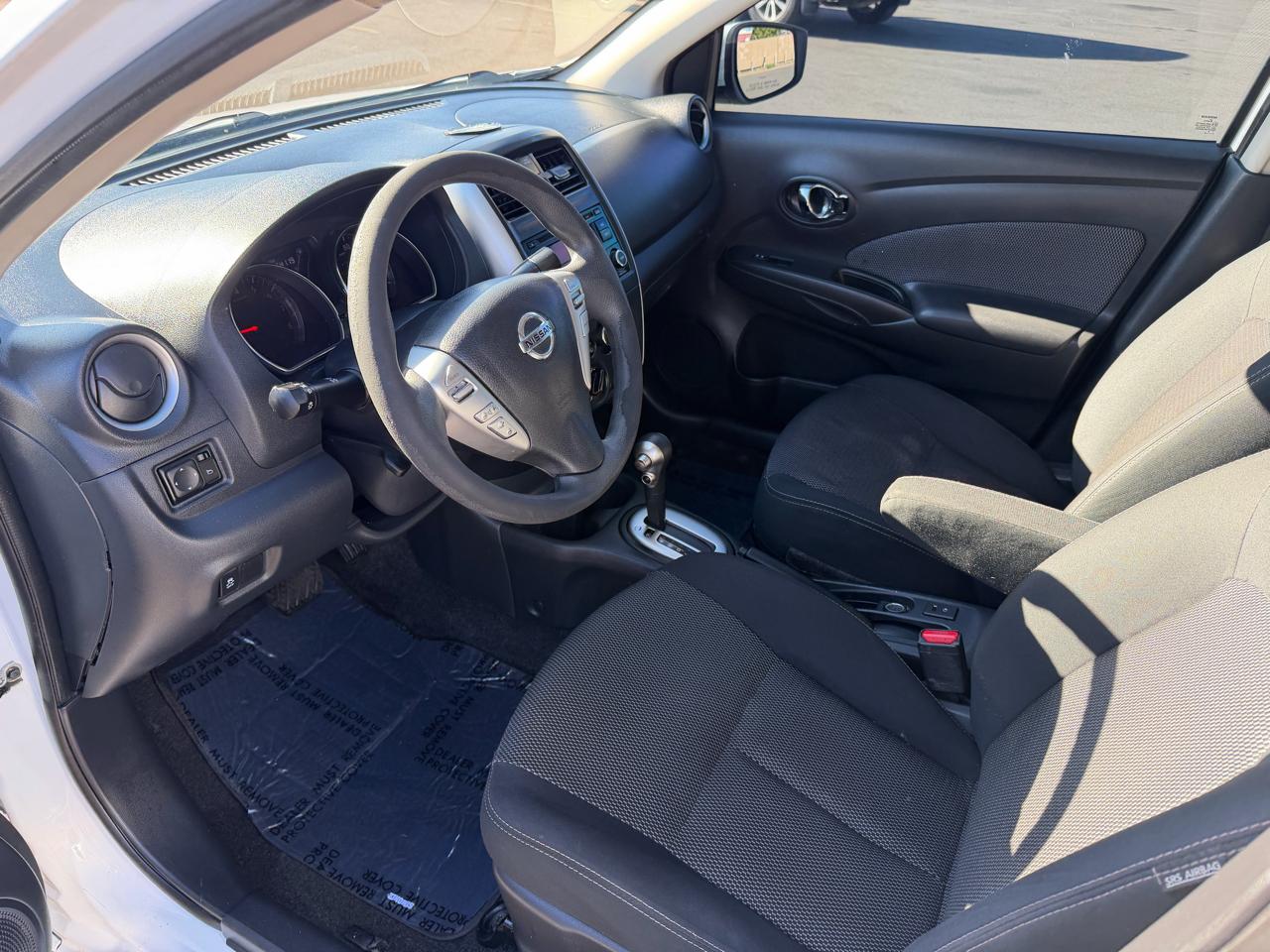 Nissan Versa 1.6 S Sedan 2016