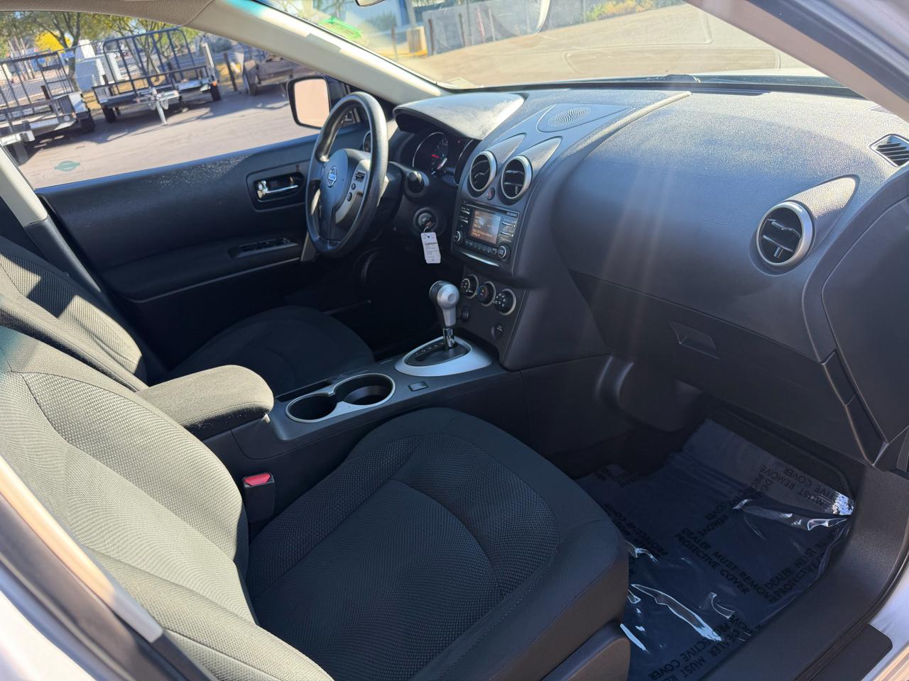 Nissan Rogue Select S 2WD 2014