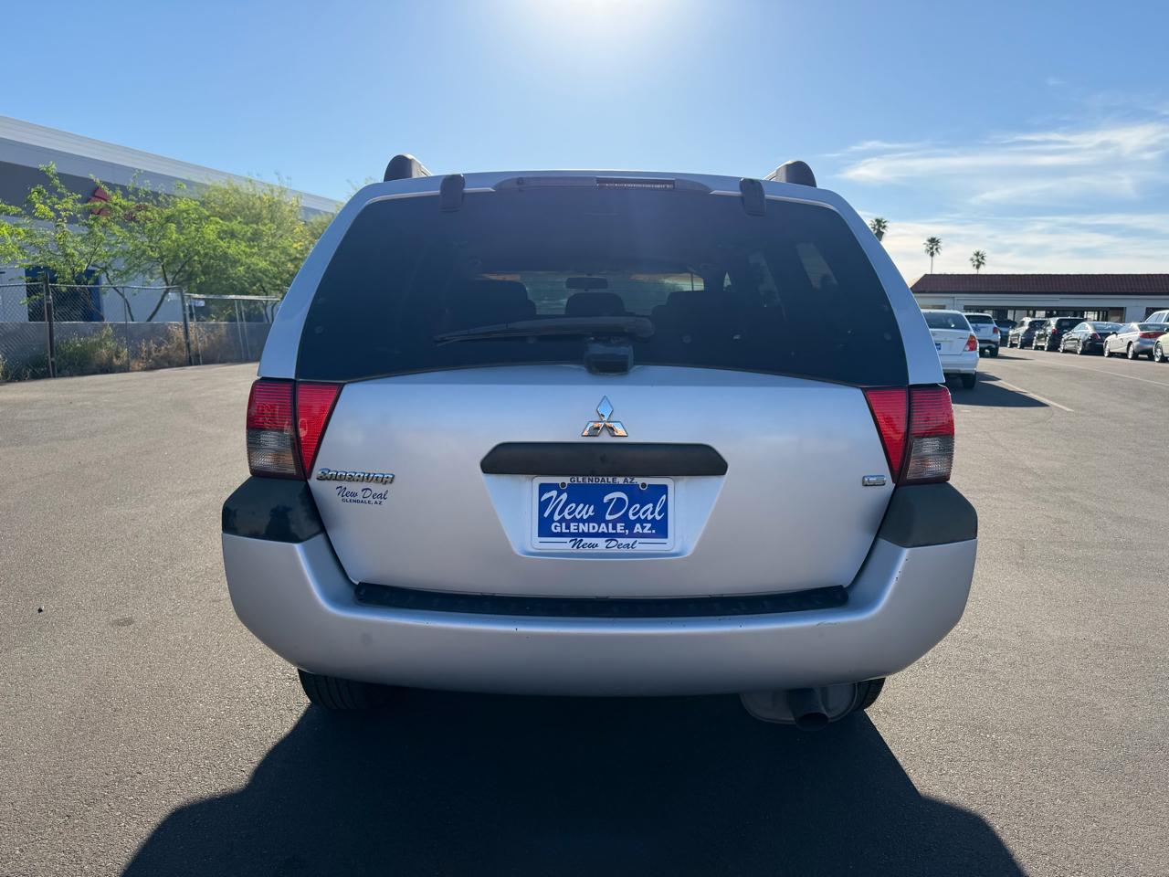 Mitsubishi Endeavor LS FWD 2005