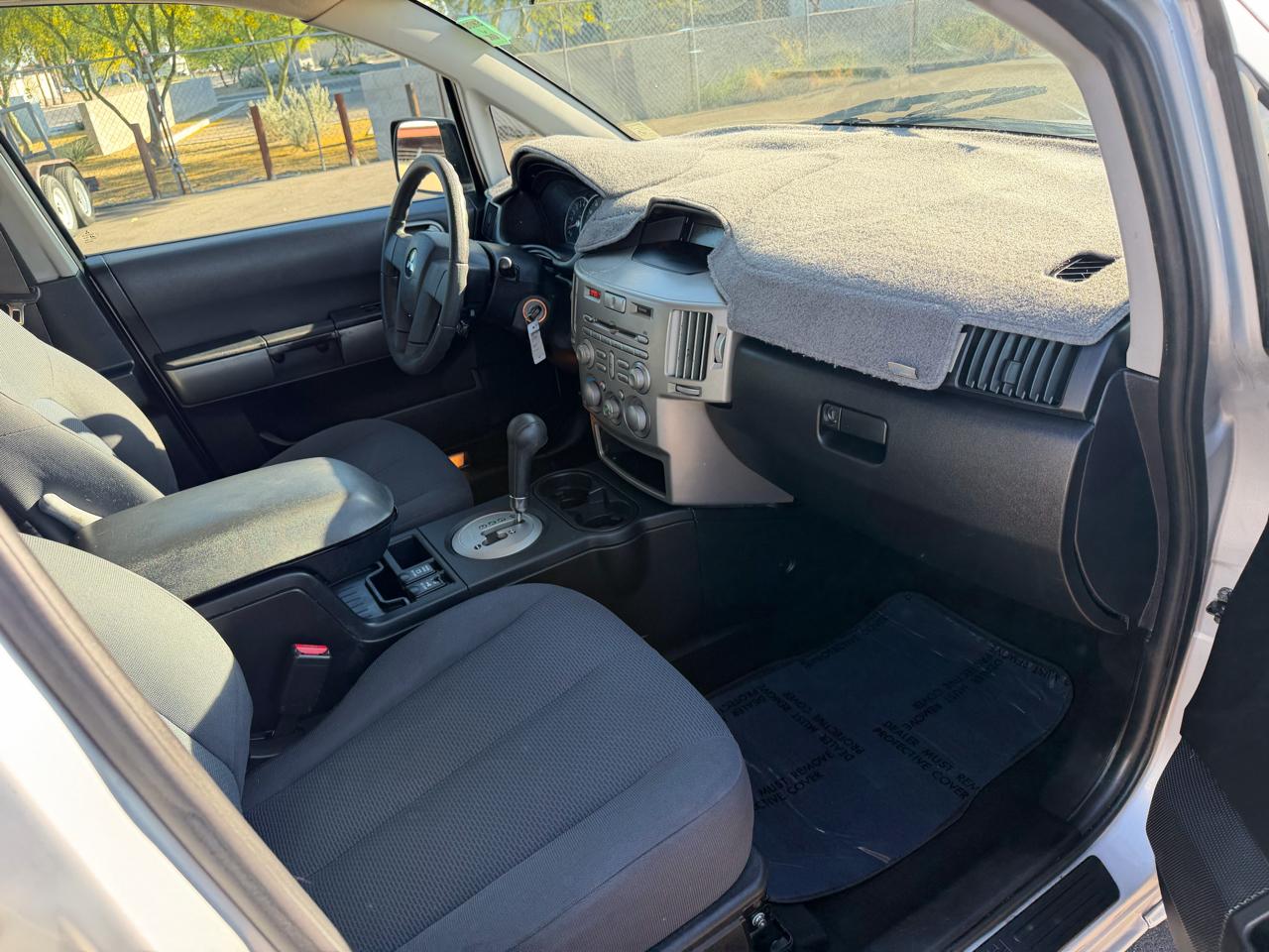 Mitsubishi Endeavor LS FWD 2005